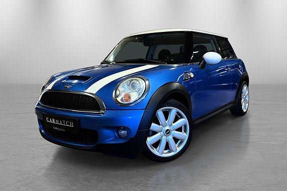 MINI Cooper S 12 of 30