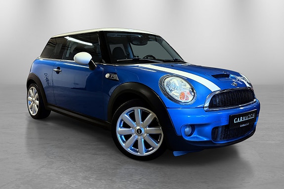 MINI Cooper S 3 of 30
