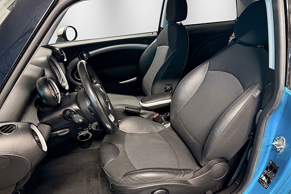 MINI Cooper S 18 of 30