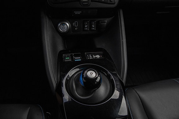 Nissan Leaf 19 of 21