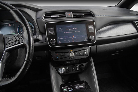 Nissan Leaf 15 of 21
