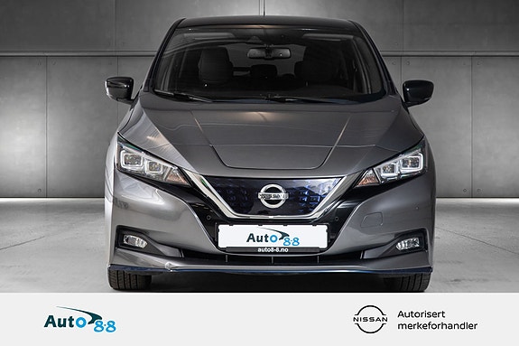 Nissan Leaf 3 of 21