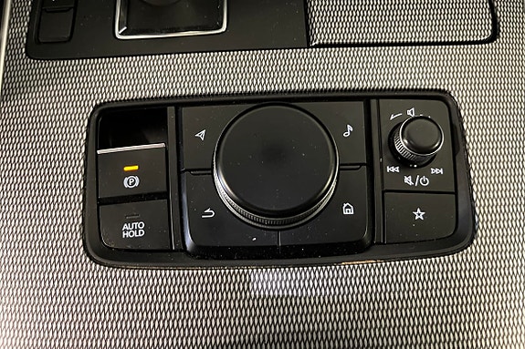 Mazda CX-60 24 of 28