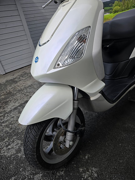 Piaggio Fly 50 3 of 10