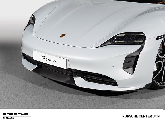 Porsche Taycan Sport Turismo 7 of 30