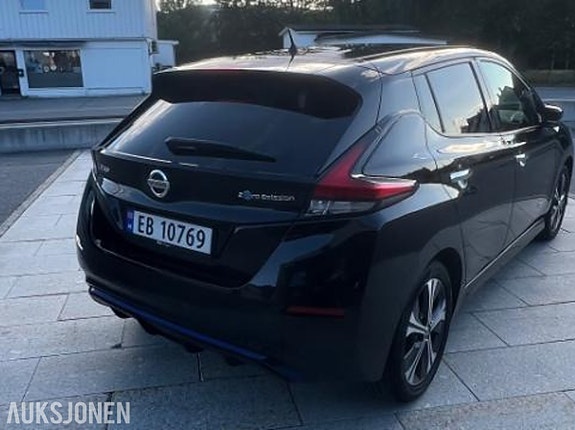 Nissan Leaf 6 of 30