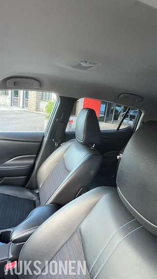 Nissan Leaf 22 of 30
