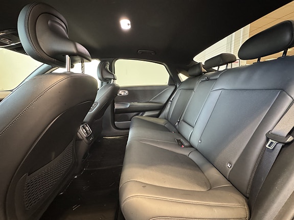 Hyundai Ioniq 6 10 of 27