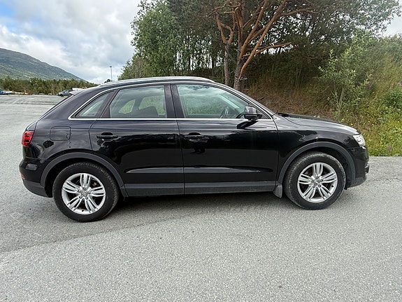 Audi Q3 4 of 15