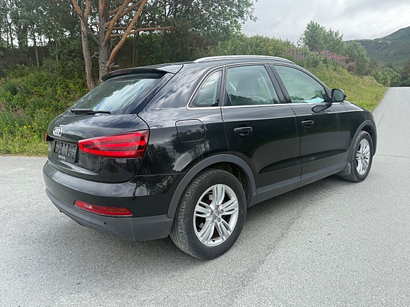Audi Q3 6 of 15