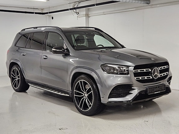 Mercedes-Benz GLS 3 of 5