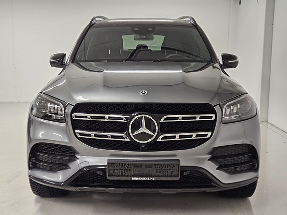 Mercedes-Benz GLS 2 of 5