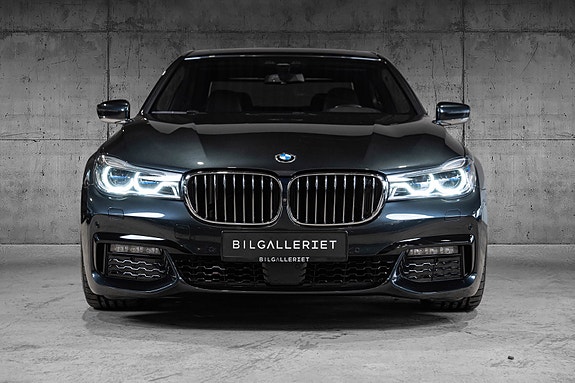 BMW 2 of 5
