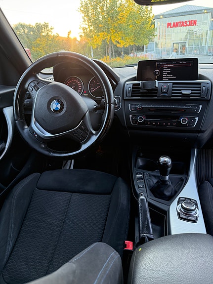 BMW 116i 17 of 30