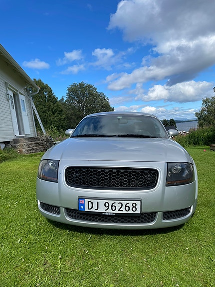 Audi TT 2 of 19