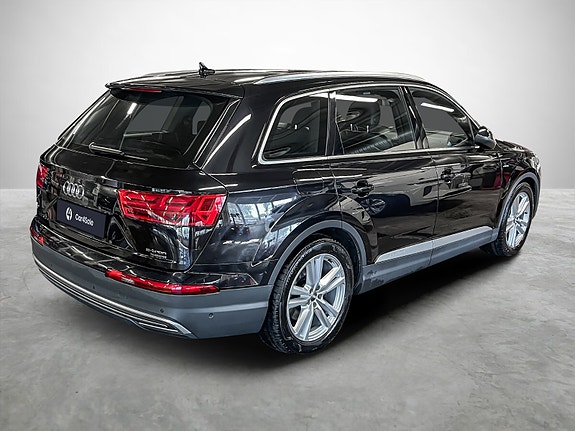 Audi Q7 5 of 5