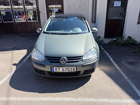 Volkswagen Golf V 3 of 16