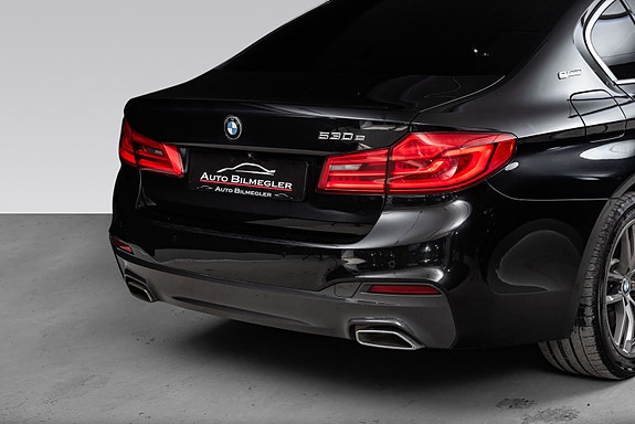 BMW 5-Serie 9 of 30