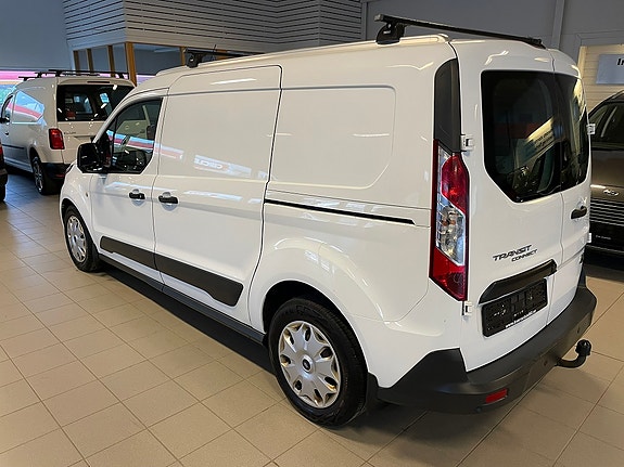 Ford Transit Connect 4 of 5