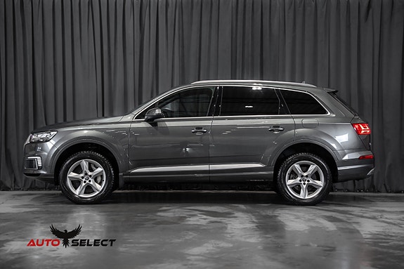 Audi Q7 9 of 30
