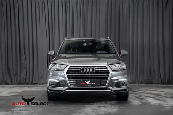 Audi Q7 5 of 5