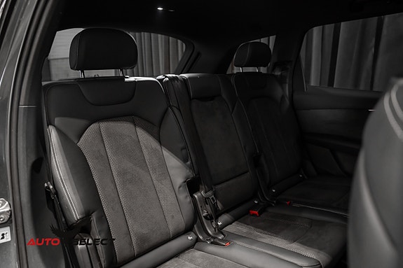 Audi Q7 21 of 30