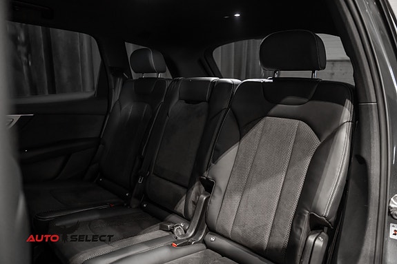 Audi Q7 23 of 30