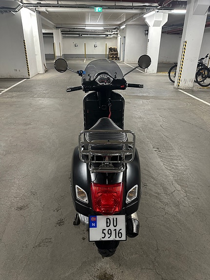 Vespa GTS 125 Super Sport 5 of 5