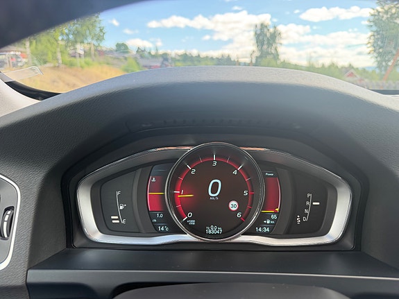Volvo V60 14 of 17