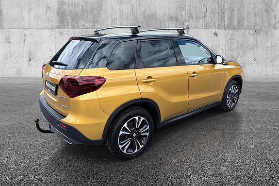 Suzuki Vitara 5 of 16