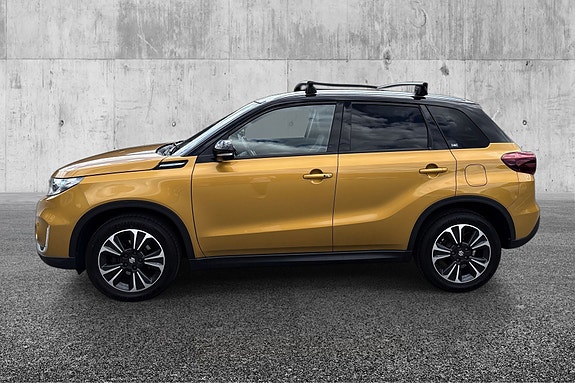 Suzuki Vitara 2 of 16