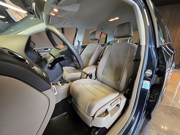 Volkswagen Golf Plus 8 of 30