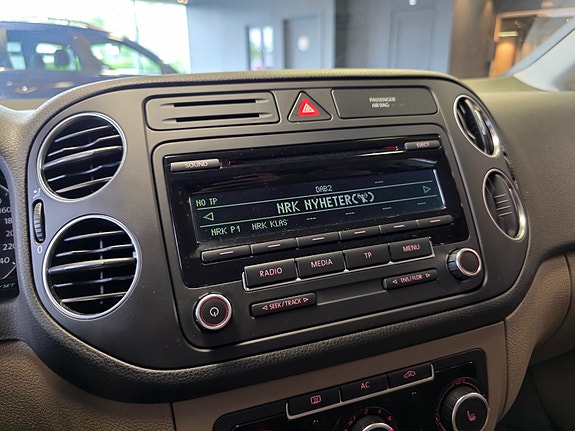 Volkswagen Golf Plus 21 of 30