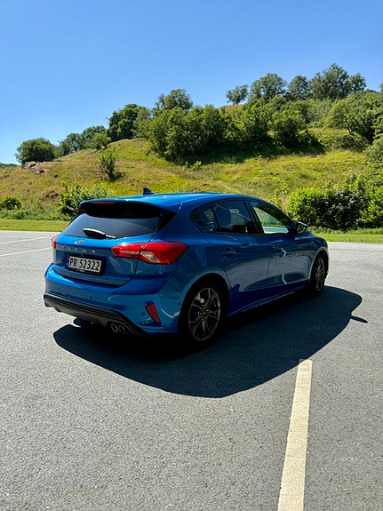 Ford Focus 2 of 20