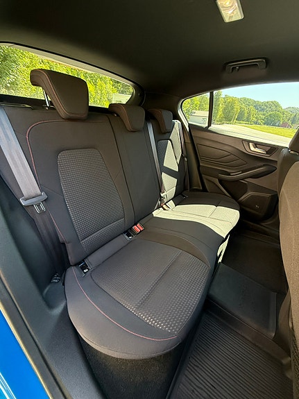 Ford Focus 13 of 20