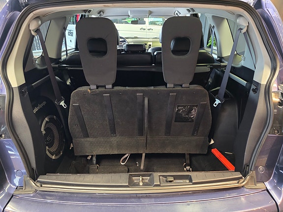 Citroen C-Crosser 15 of 30