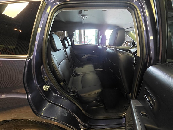 Citroen C-Crosser 12 of 30