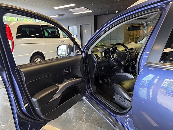 Citroen C-Crosser 7 of 30