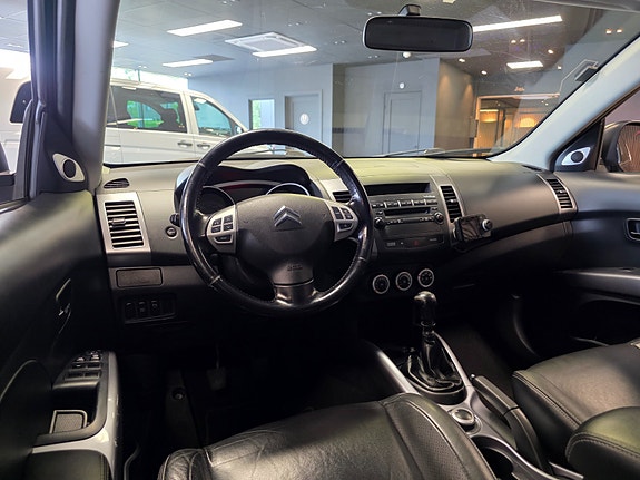 Citroen C-Crosser 18 of 30