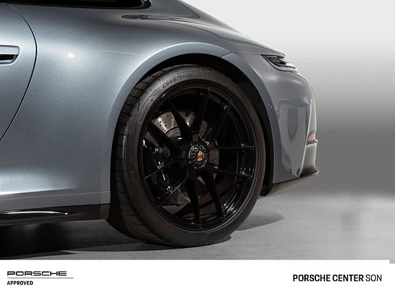 Porsche 911 12 of 30