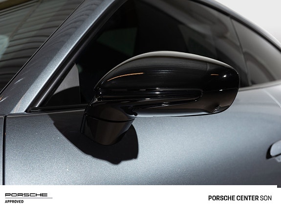 Porsche 911 11 of 30