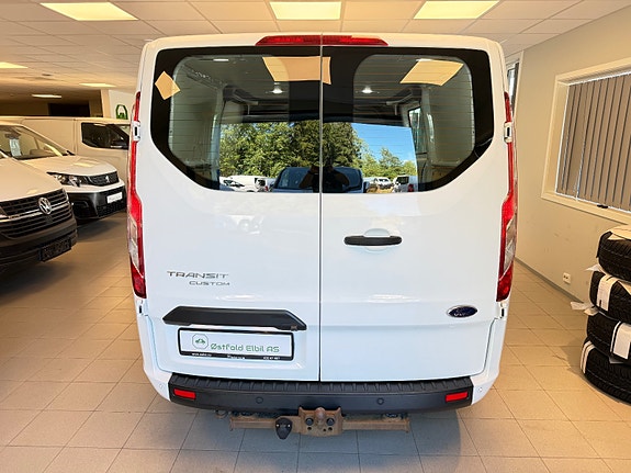 Ford Transit Custom 17 of 26