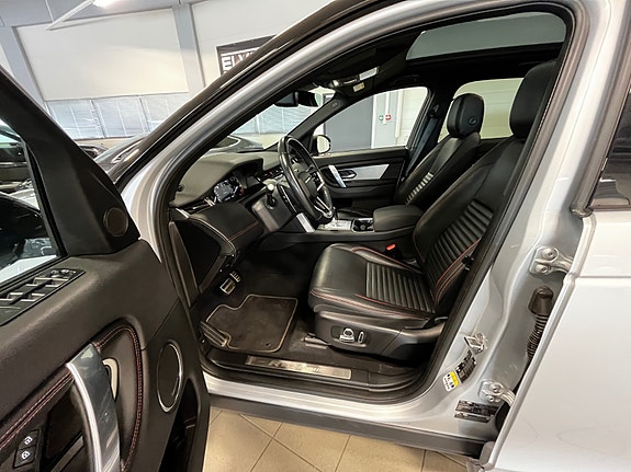 Land Rover Discovery Sport 21 of 30