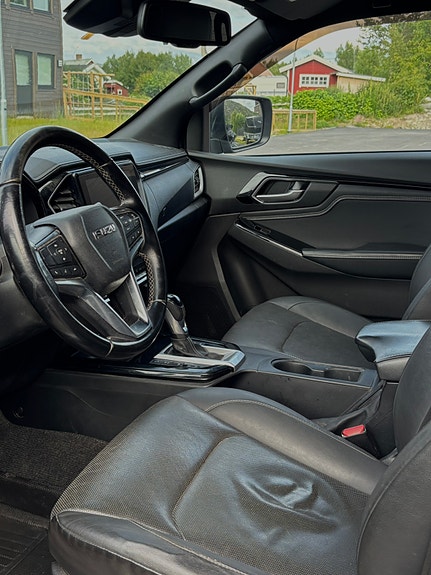 Isuzu D-max 15 of 30