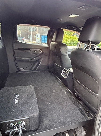 Isuzu D-max 27 of 30