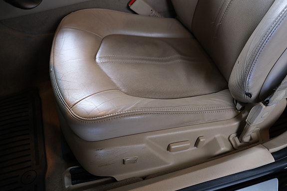Cadillac CTS 10 of 30