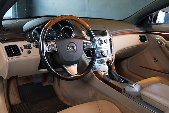 Cadillac CTS 11 of 30
