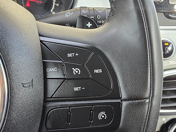 Fiat 500X 23 of 30