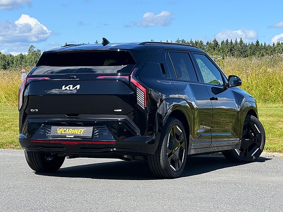 Kia EV3 11 of 30