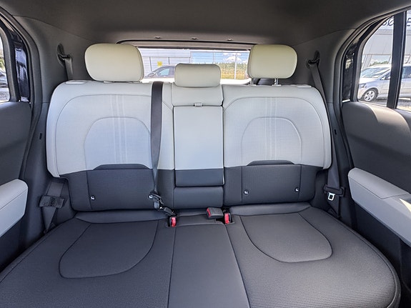 Kia EV3 16 of 30